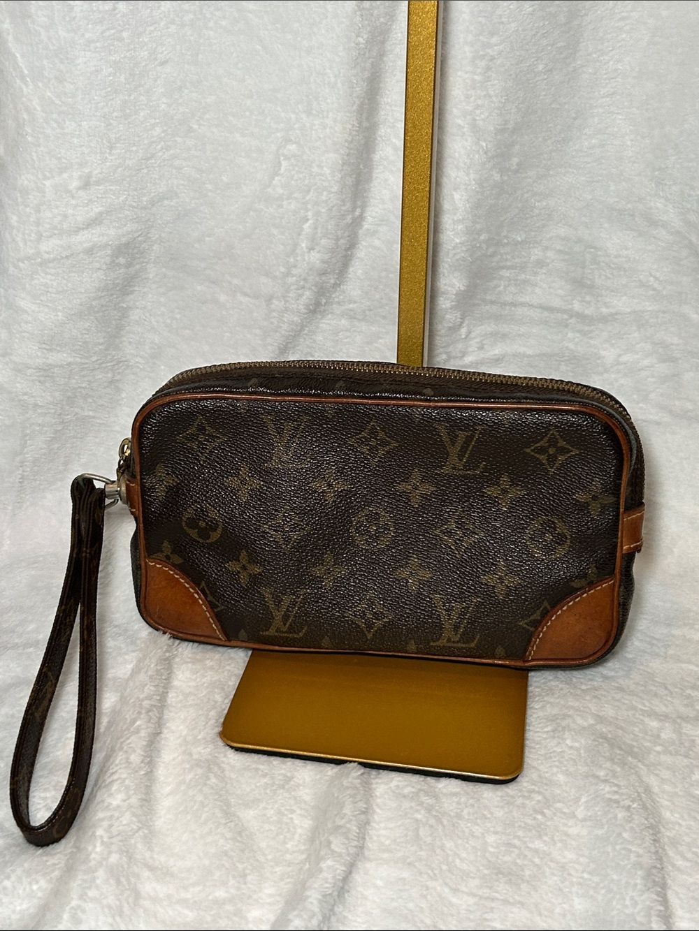 415. Vintage Louis Vuitton Marly Dragonne GM Clutch Bag w/COA